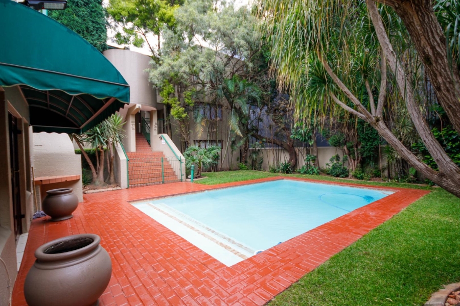1 Bedroom Property for Sale in Morningside Gauteng