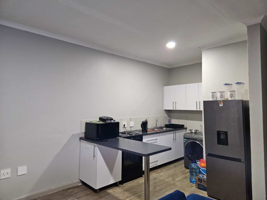 2 Bedroom Property for Sale in Eldorette Gauteng