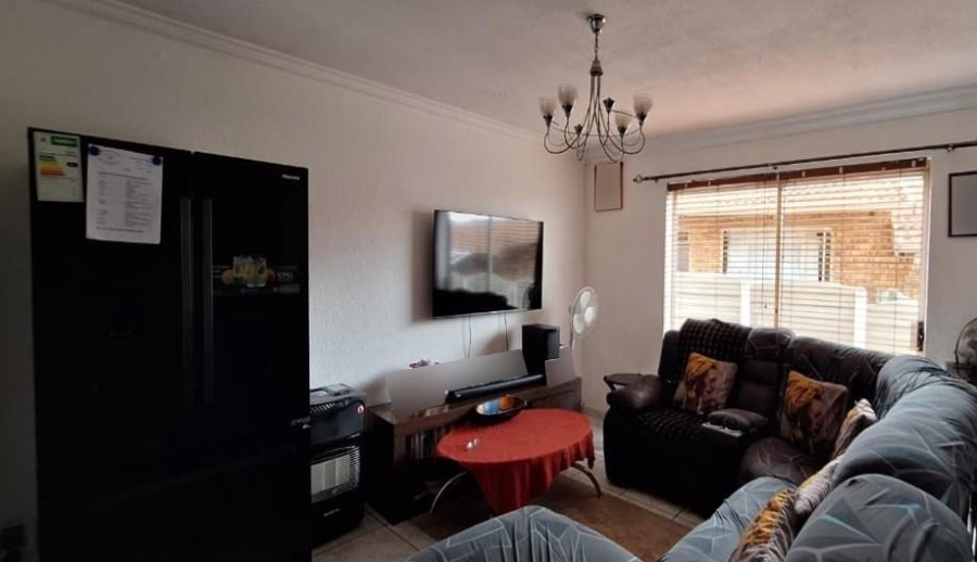 2 Bedroom Property for Sale in Birch Acres Gauteng