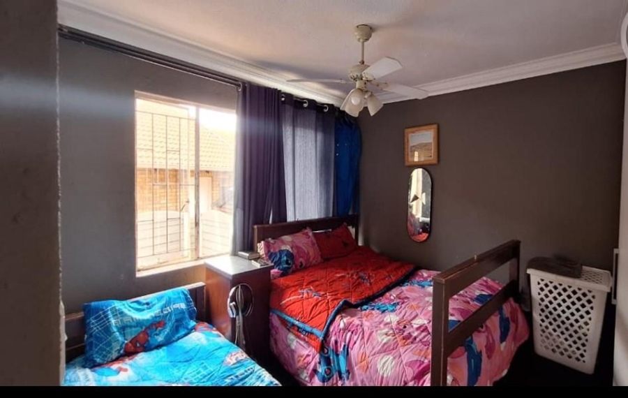 2 Bedroom Property for Sale in Birch Acres Gauteng