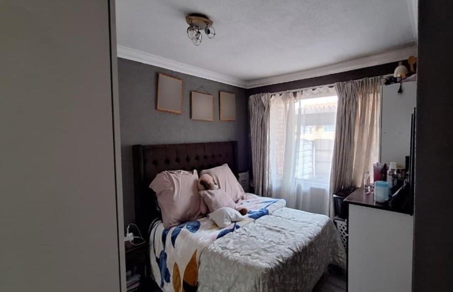 2 Bedroom Property for Sale in Birch Acres Gauteng