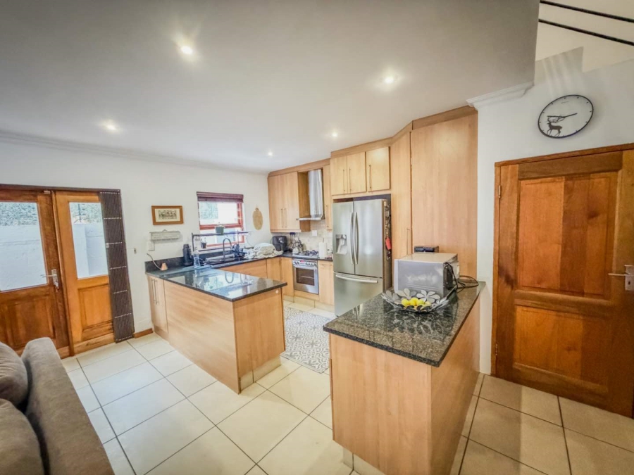3 Bedroom Property for Sale in Beyerspark Gauteng