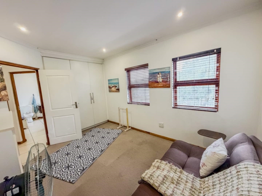 3 Bedroom Property for Sale in Beyerspark Gauteng