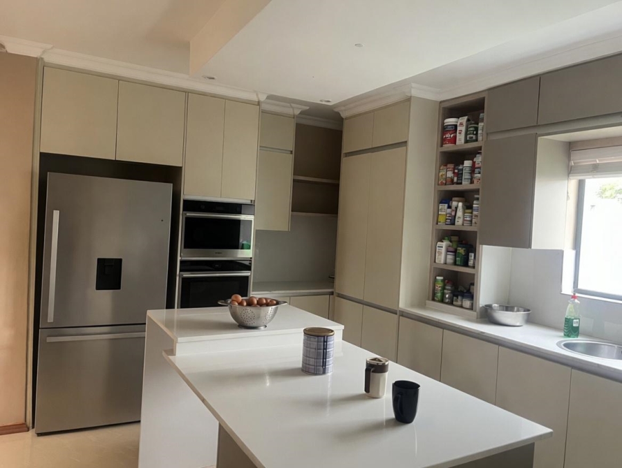 4 Bedroom Property for Sale in Derdepoort Gauteng