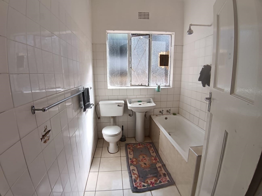 2 Bedroom Property for Sale in Bezuidenhout Valley Gauteng
