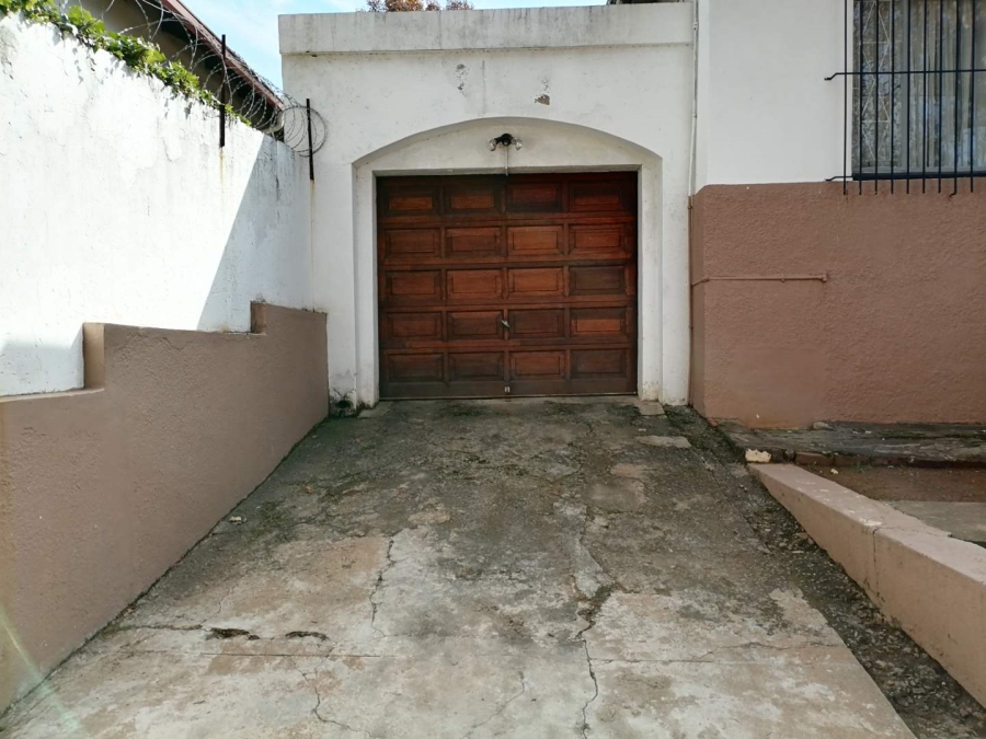 2 Bedroom Property for Sale in Bezuidenhout Valley Gauteng
