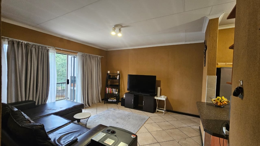 2 Bedroom Property for Sale in Wilgeheuwel Gauteng