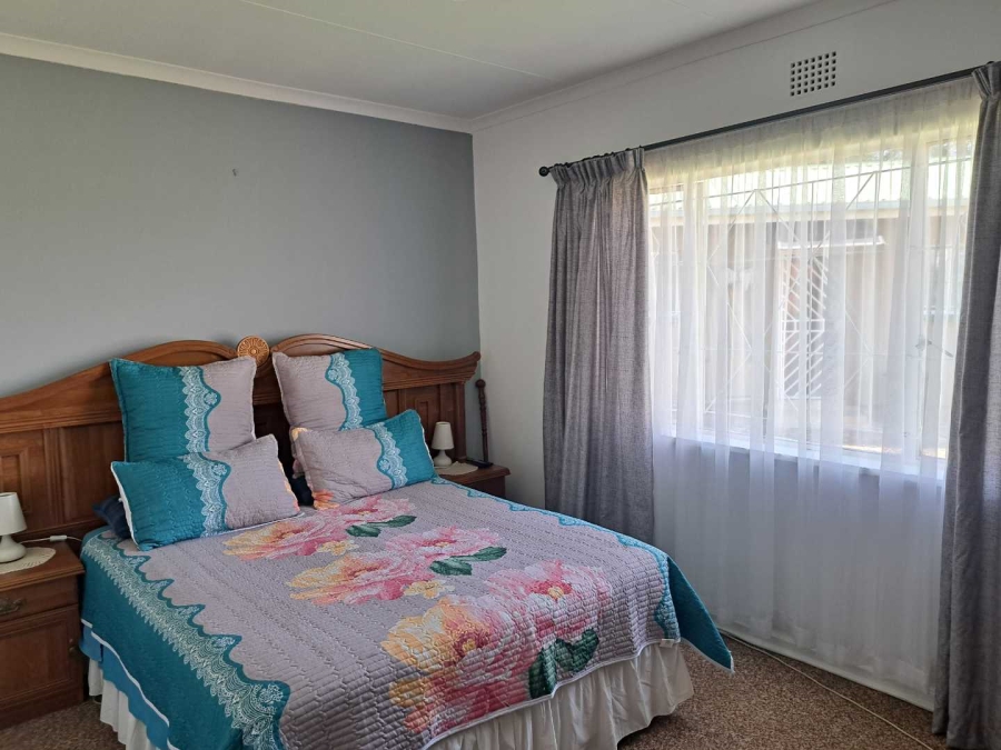 6 Bedroom Property for Sale in Boksburg Gauteng