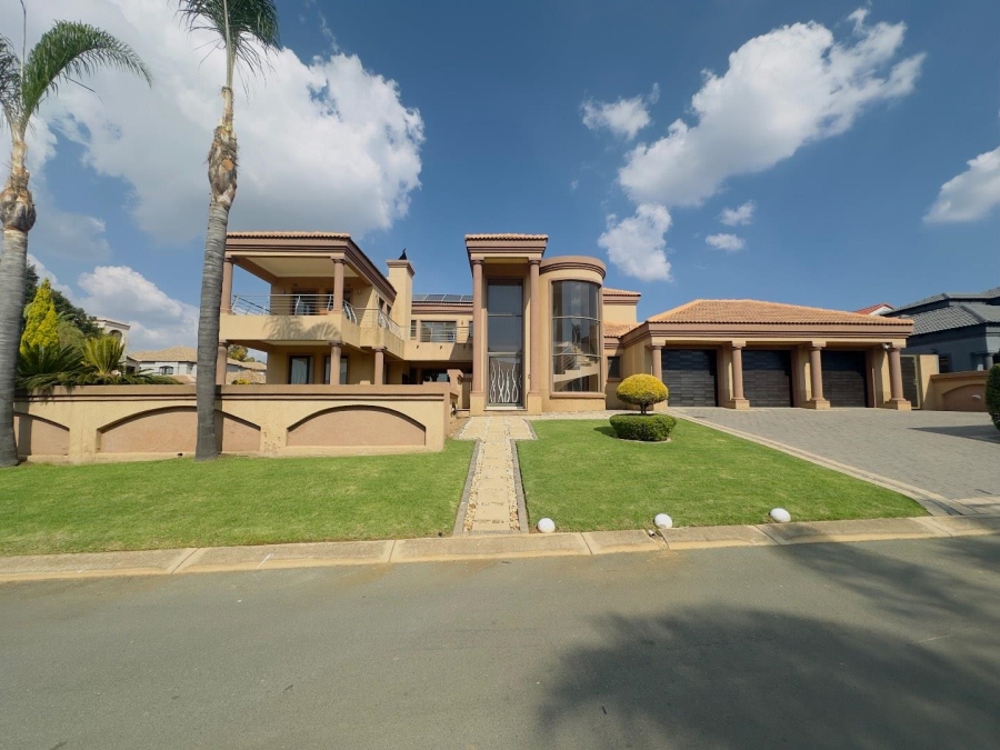 To Let 4 Bedroom Property for Rent in Blue Valley Golf Estate Gauteng