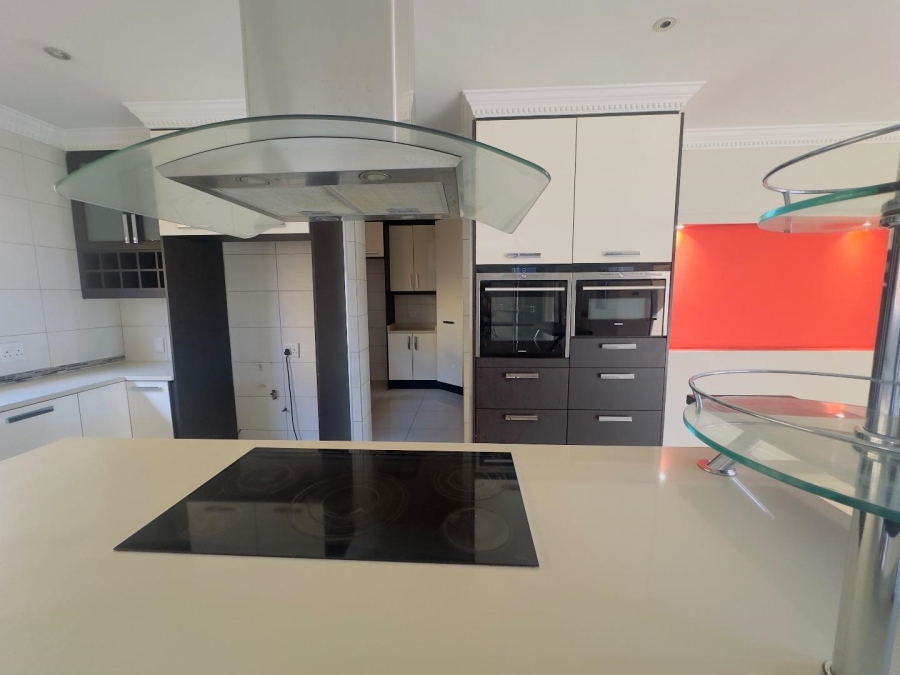 To Let 4 Bedroom Property for Rent in Blue Valley Golf Estate Gauteng
