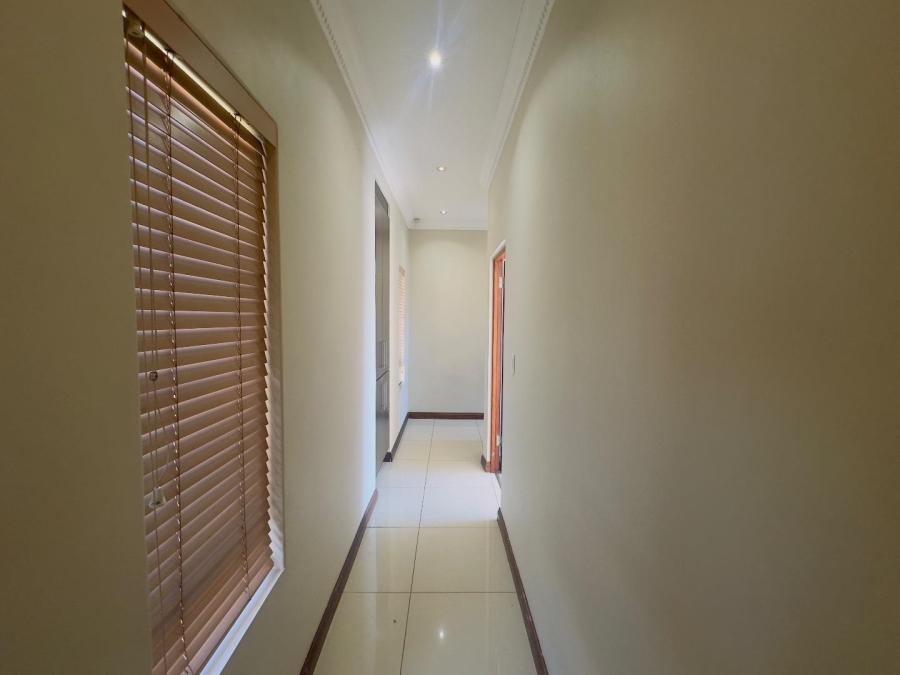 To Let 4 Bedroom Property for Rent in Blue Valley Golf Estate Gauteng