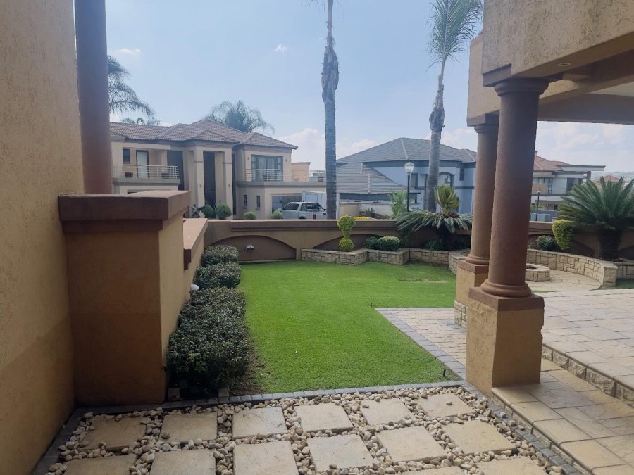 To Let 4 Bedroom Property for Rent in Blue Valley Golf Estate Gauteng