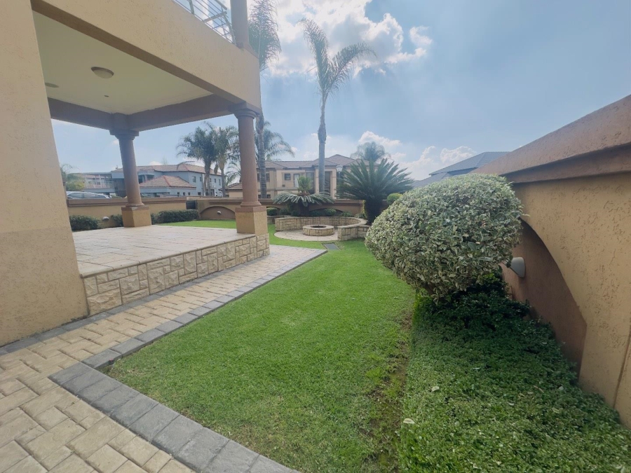 To Let 4 Bedroom Property for Rent in Blue Valley Golf Estate Gauteng