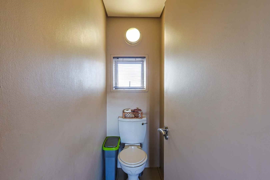 2 Bedroom Property for Sale in Hillcrest Gauteng