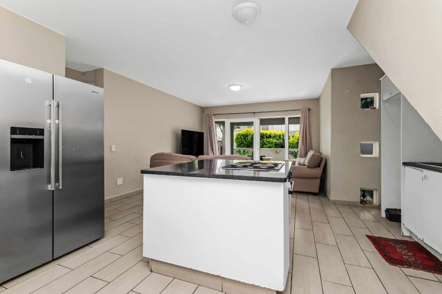 2 Bedroom Property for Sale in Broadacres Gauteng