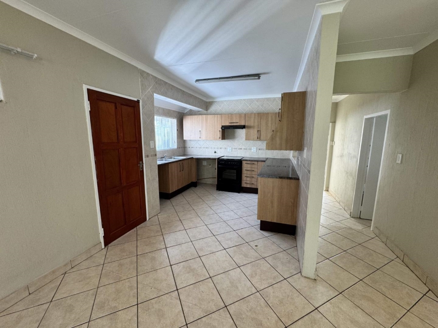 To Let 3 Bedroom Property for Rent in Northcliff Gauteng