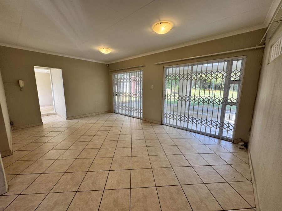 To Let 3 Bedroom Property for Rent in Northcliff Gauteng