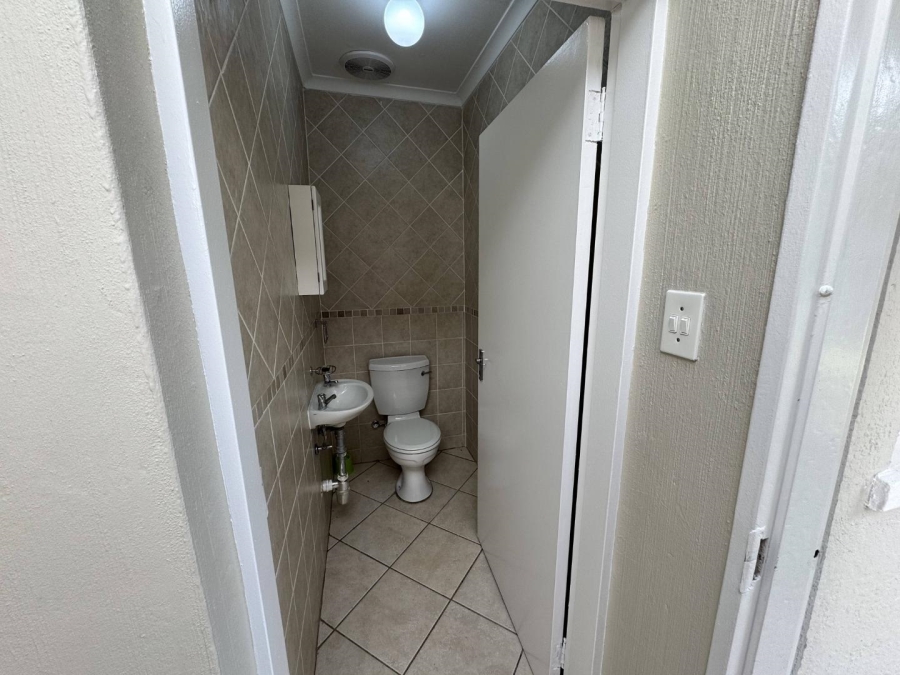 To Let 3 Bedroom Property for Rent in Northcliff Gauteng