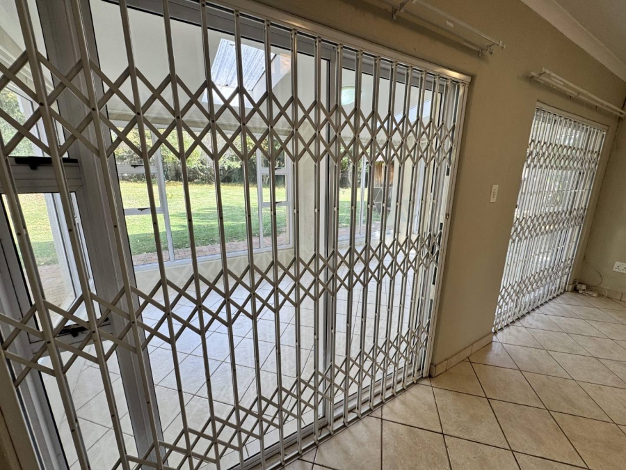 To Let 3 Bedroom Property for Rent in Northcliff Gauteng