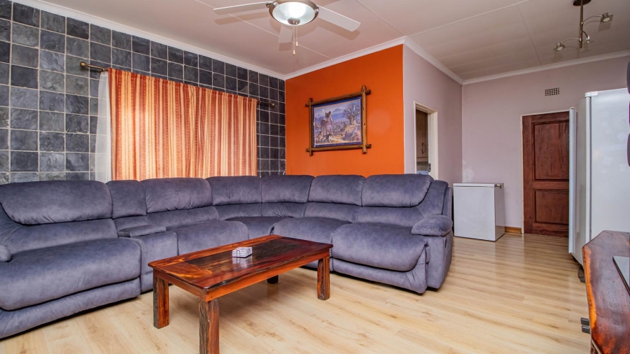 7 Bedroom Property for Sale in Kempton Park Ext 4 Gauteng