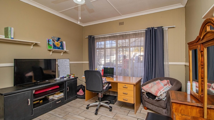 7 Bedroom Property for Sale in Kempton Park Ext 4 Gauteng