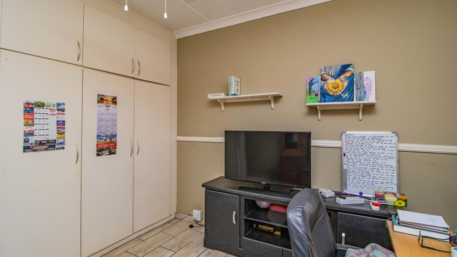 7 Bedroom Property for Sale in Kempton Park Ext 4 Gauteng