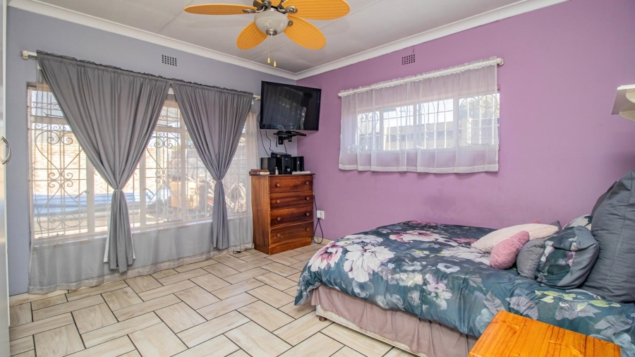7 Bedroom Property for Sale in Kempton Park Ext 4 Gauteng