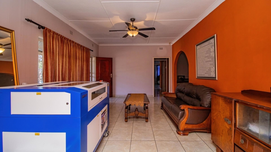 7 Bedroom Property for Sale in Kempton Park Ext 4 Gauteng