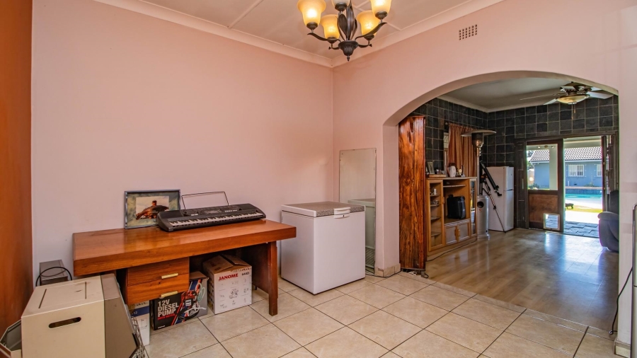 7 Bedroom Property for Sale in Kempton Park Ext 4 Gauteng