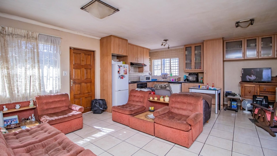 7 Bedroom Property for Sale in Kempton Park Ext 4 Gauteng