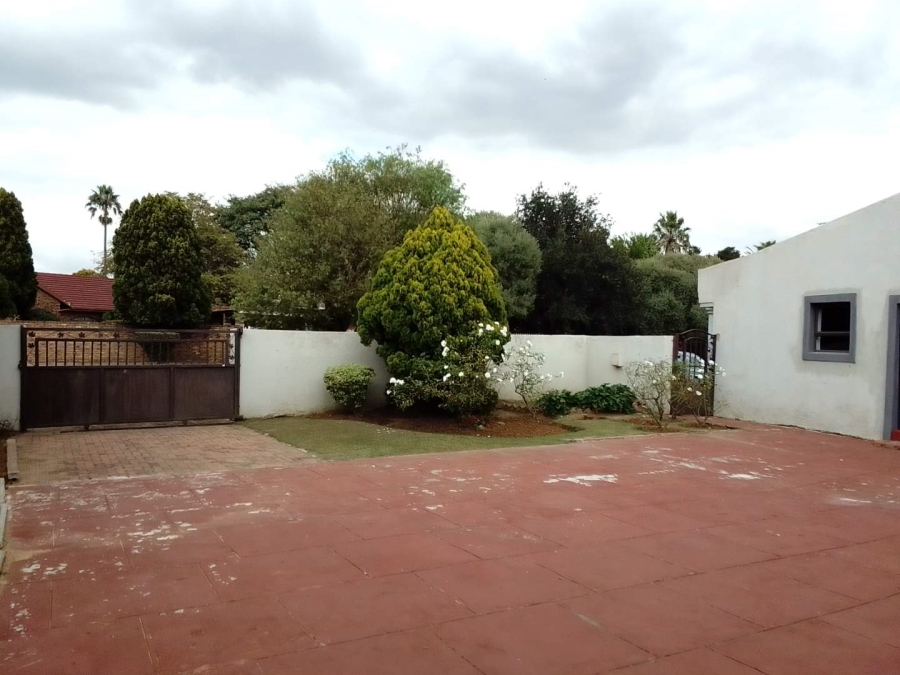 3 Bedroom Property for Sale in Klippoortje Gauteng