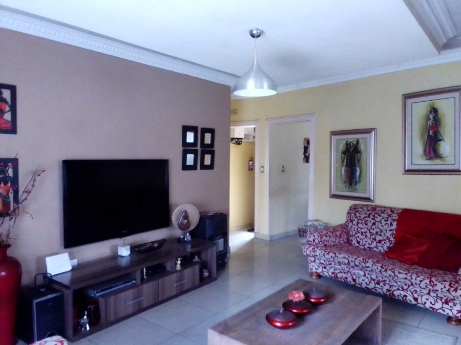 3 Bedroom Property for Sale in Klippoortje Gauteng