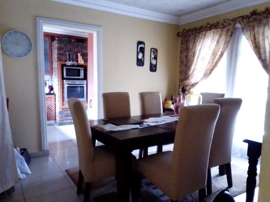 3 Bedroom Property for Sale in Klippoortje Gauteng
