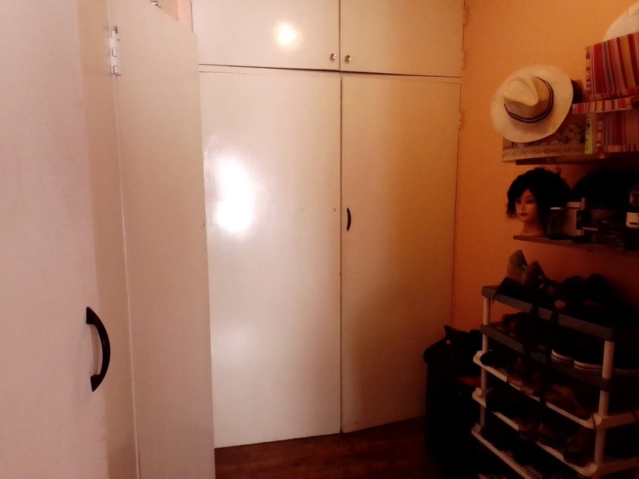 3 Bedroom Property for Sale in Klippoortje Gauteng