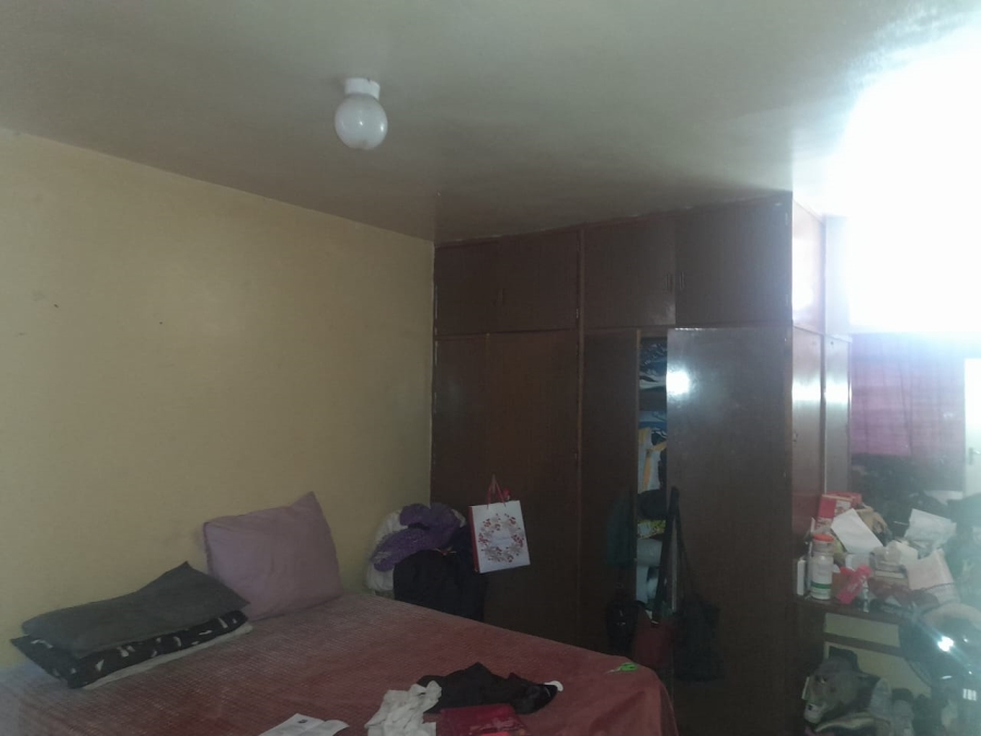 1 Bedroom Property for Sale in Hillbrow Gauteng