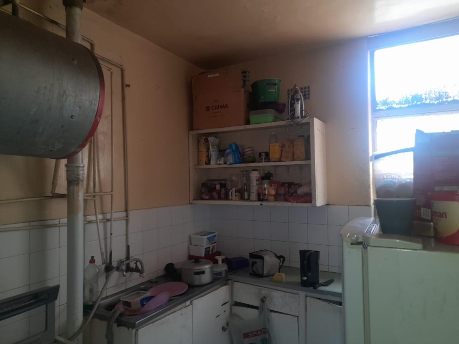 1 Bedroom Property for Sale in Hillbrow Gauteng