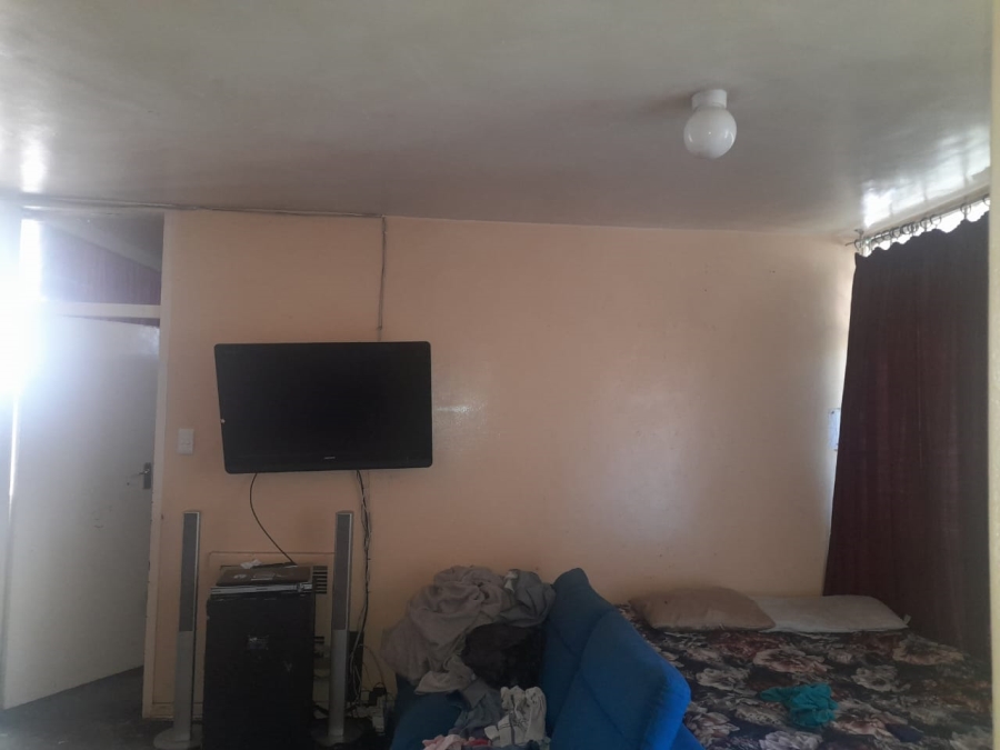 1 Bedroom Property for Sale in Hillbrow Gauteng