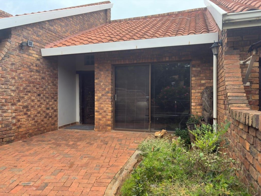 4 Bedroom Property for Sale in Terenure Gauteng