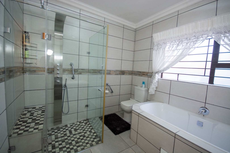 4 Bedroom Property for Sale in Meyersdal Gauteng