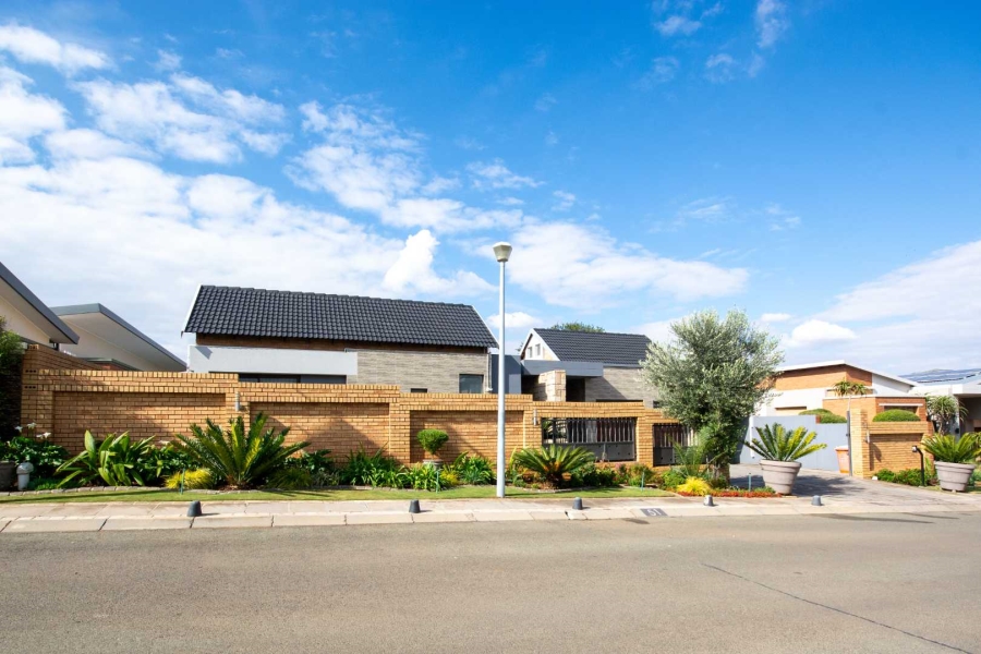 4 Bedroom Property for Sale in Meyersdal Gauteng