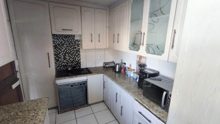 3 Bedroom Property for Sale in Mayberry Park Gauteng