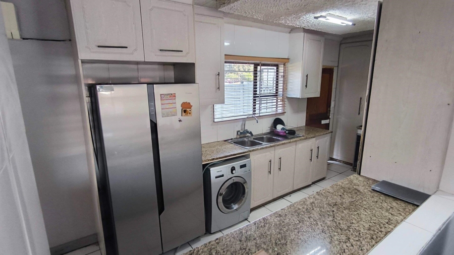 3 Bedroom Property for Sale in Mayberry Park Gauteng