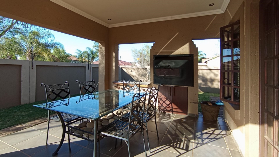 3 Bedroom Property for Sale in Doornpoort Gauteng
