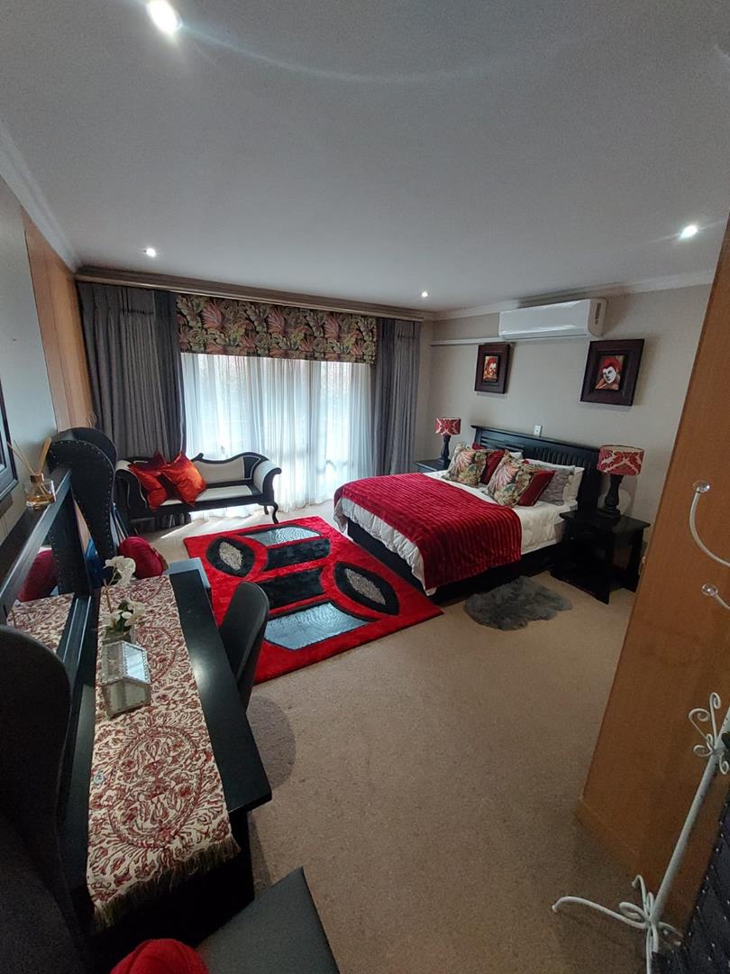4 Bedroom Property for Sale in Rietvalleirand Gauteng