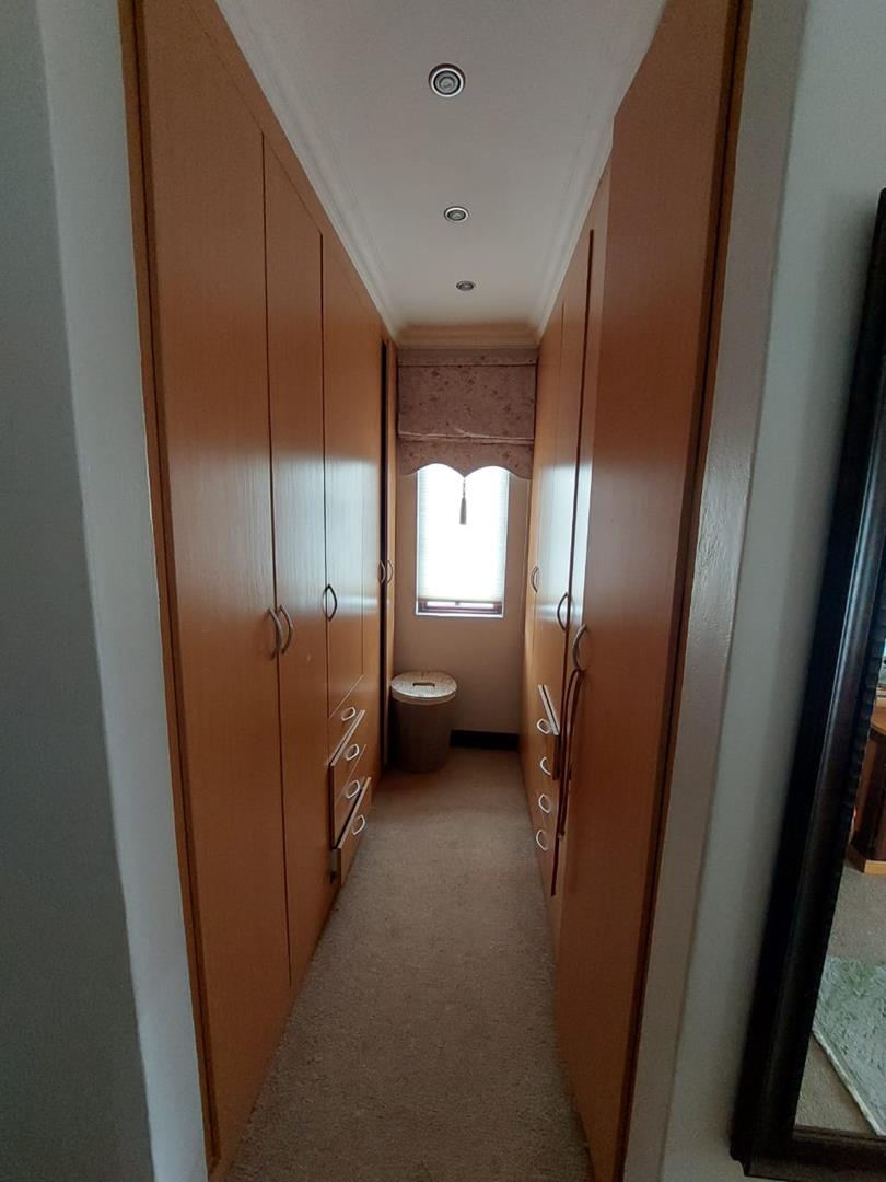 4 Bedroom Property for Sale in Rietvalleirand Gauteng