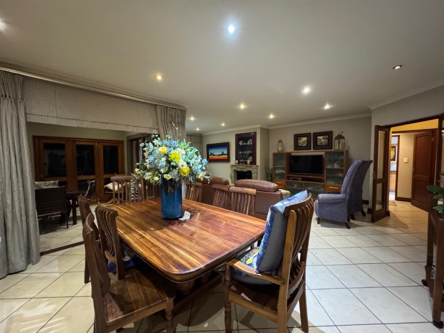 4 Bedroom Property for Sale in Rietvalleirand Gauteng