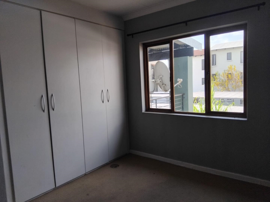 To Let 2 Bedroom Property for Rent in Vorna Valley Gauteng