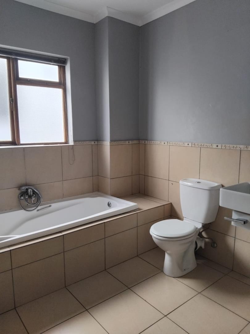 To Let 2 Bedroom Property for Rent in Vorna Valley Gauteng