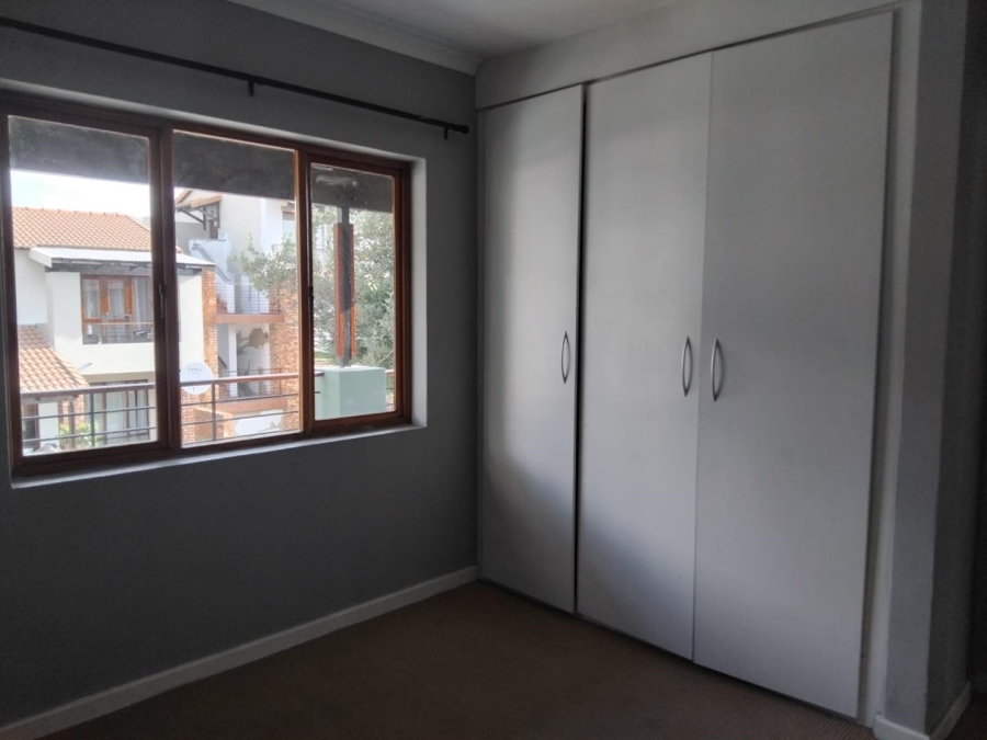 To Let 2 Bedroom Property for Rent in Vorna Valley Gauteng