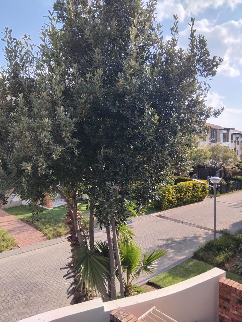 To Let 2 Bedroom Property for Rent in Vorna Valley Gauteng
